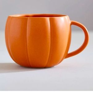 NEW Pottery Barn Pumpkin Shaped Stoneware Mug 18 OZ